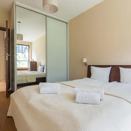 One Bedroom - Wola - Siedmiogrodzka 公寓 *